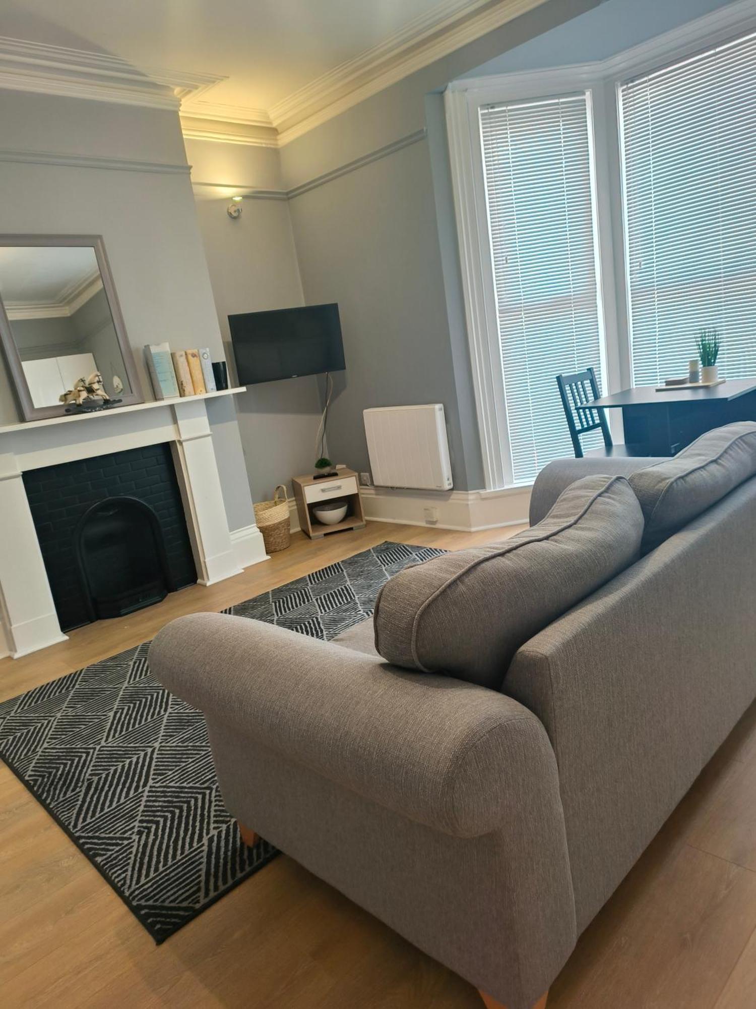 Southsea Historic Gem - Elegant Apartments Portsmouth Kamer foto